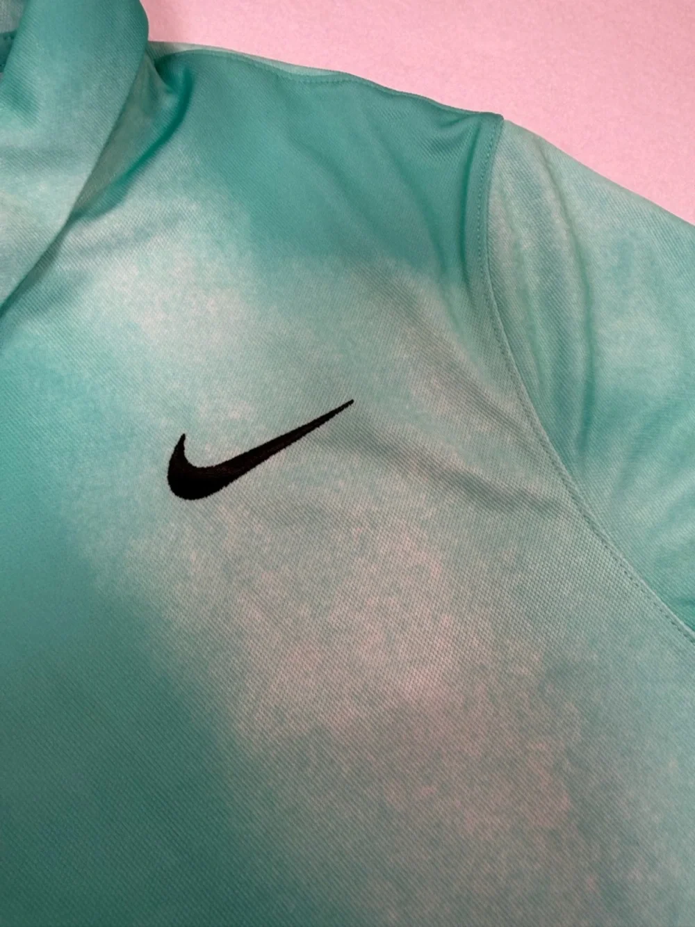 Nike Golf Women's Teal Short-Sleeve Button-Down Polo with Black Swoosh Size M - Picture 4 of 14